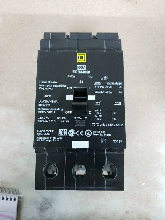 Автоматический выключатель Square D EGB34050 3 Pole 50 Amp 480V Circuit Breaker