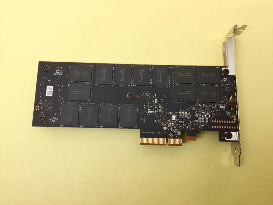 SSD-накопитель Intel Optane P4800X 1.5TB 1/2Height PCIe x4 NVMe SSD SSDPED1K015T — фото лота 1