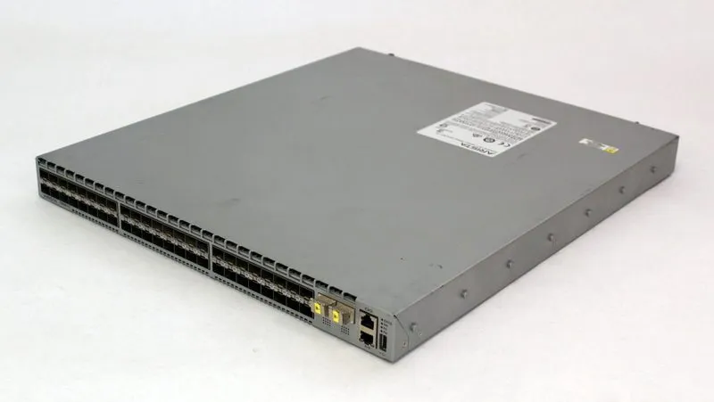 Коммутатор Arista DCS-7280SE-72-R 48 x 1/10GB SFP 2 x 100GB MXP Port Ethernet Sw — фото лота 4