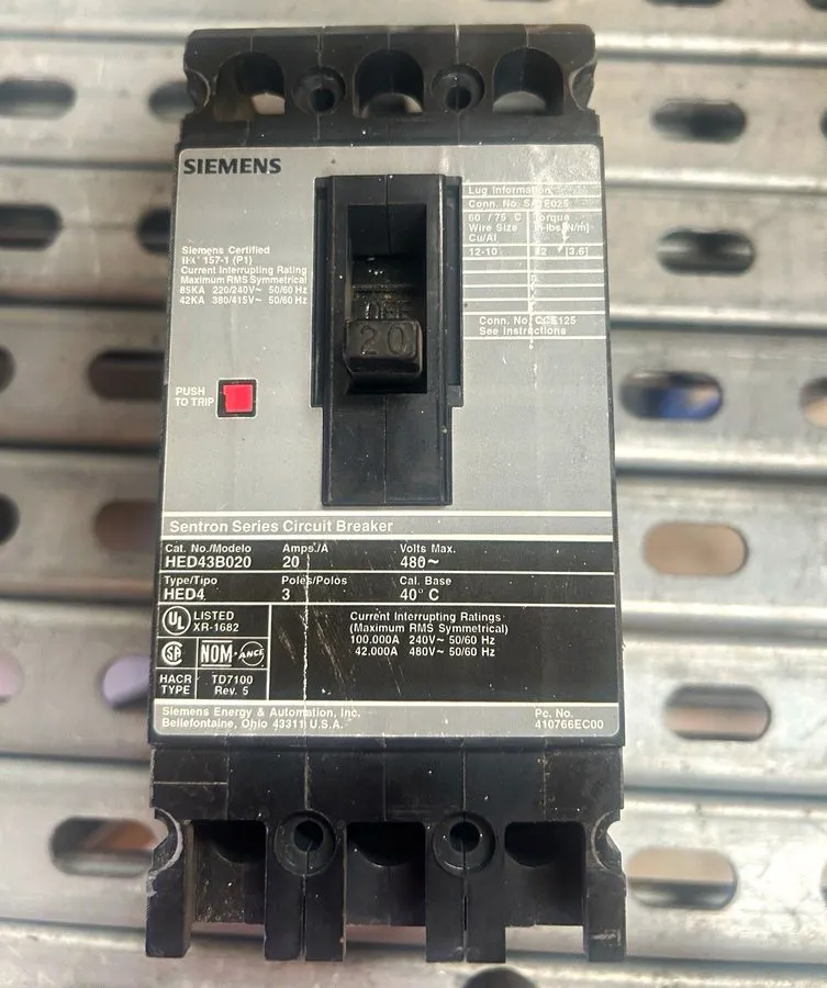 Автоматический выключатель Siemens Sentron Series 3 pole circuit breaker 20A 480