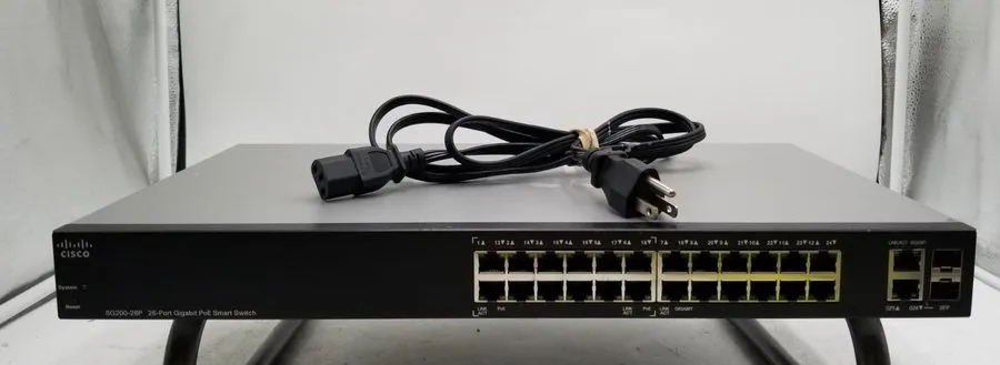 Коммутатор Cisco SG200-26 26-Port Gigabit POE Smart Switch Works