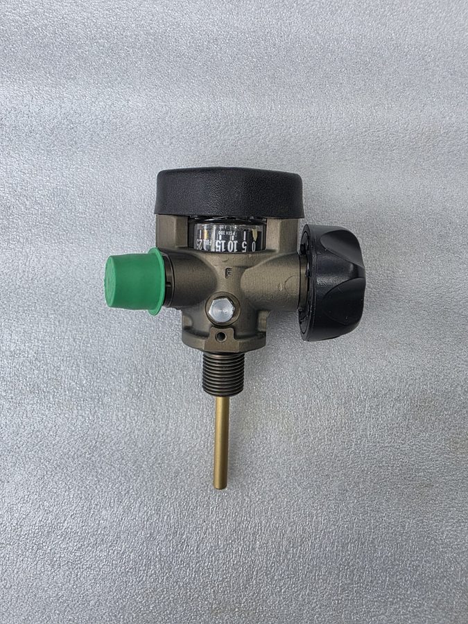 Газоанализатор Scott SCBA Cylinder Valve Assembly 2216 Psi P/N 804102-01 — фото лота 1