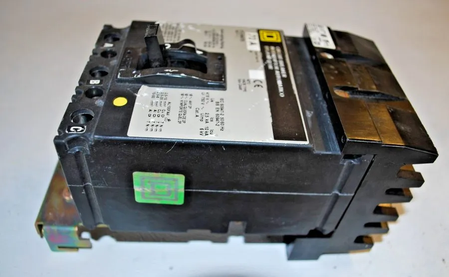 Автоматический выключатель Square D FC34070 70A 3P 480V I-Line Molded Case Circu