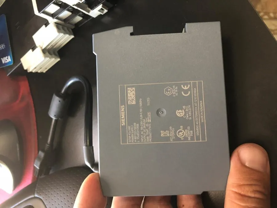 Блок питания Siemens SITOP PSU100C 6EP1331-5BA00 24VDC 0.6A DIN Rail Power Suppl