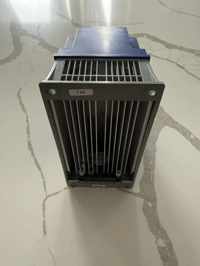 Частотный преобразователь Lenze ESV402N02TXB AC Tech SMVector VFD Inverter Drive — фото лота 2