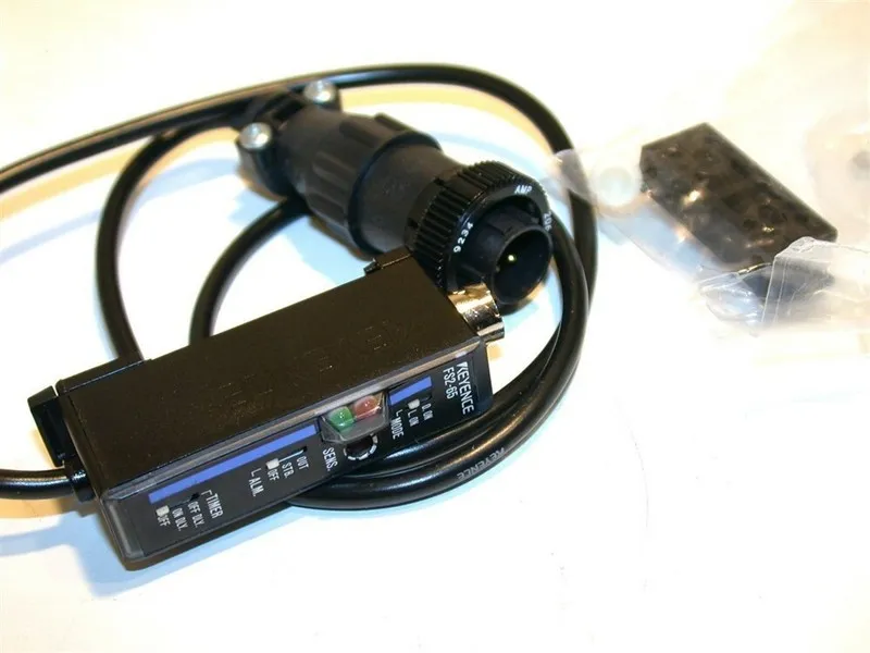 Датчик Keyence FS2-65 Fiber Amplifier Sensor