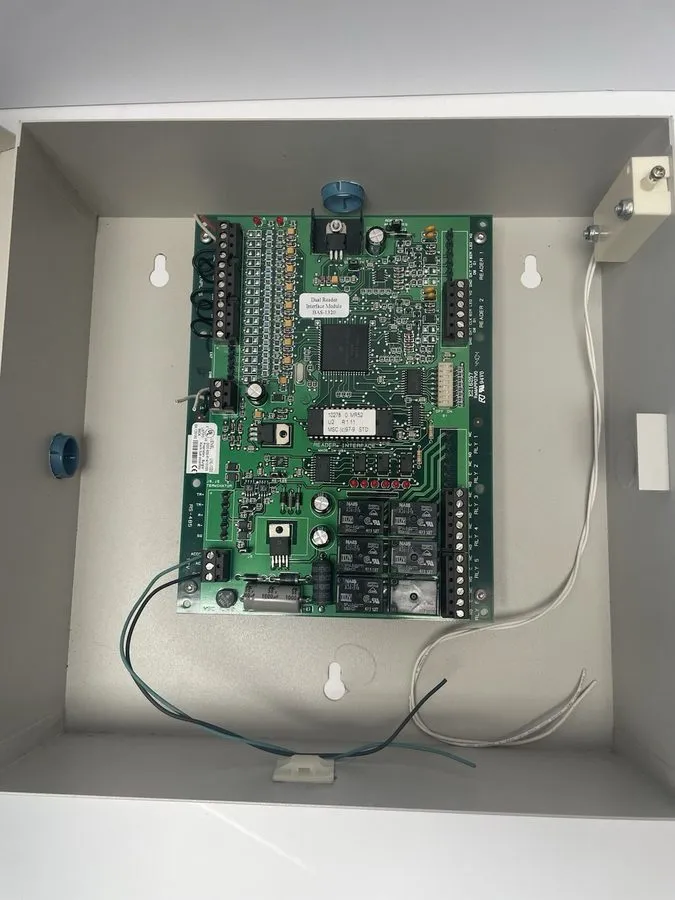 Промышленный компьютер Best access System Control Panel PC5010 Comes With Pc1832 — фото лота 1