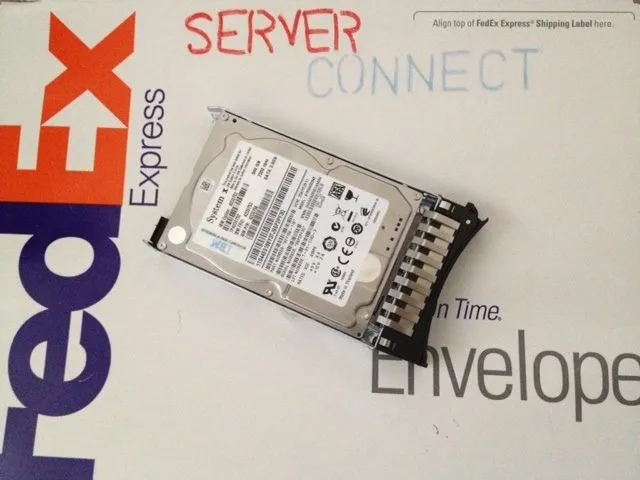Жёсткий диск 00NA261 00NA262 Lenovo IBM 1.2TB 10K 12Gbps SAS 2.5" G3HS 512e HDD