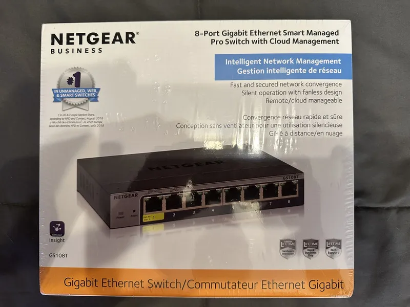 Коммутатор Netgear GS108T-300NAS 8-Port Gigabit Ethernet Smart Managed Pro Switc
