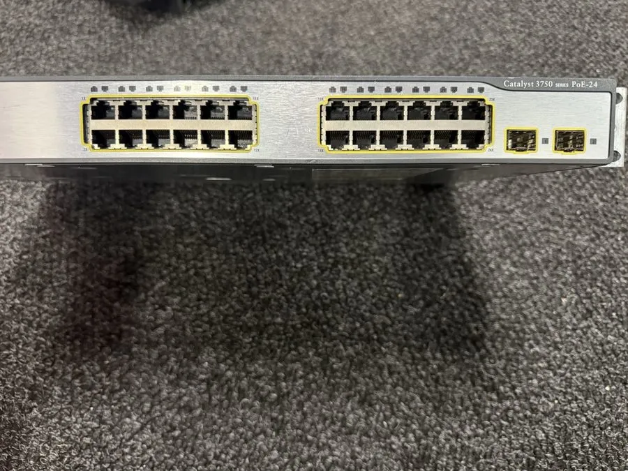 Коммутатор Cisco Catalyst (WS-C3750-24PS-S) POE 24-Ports Rack-Mountable Switch — фото лота 1