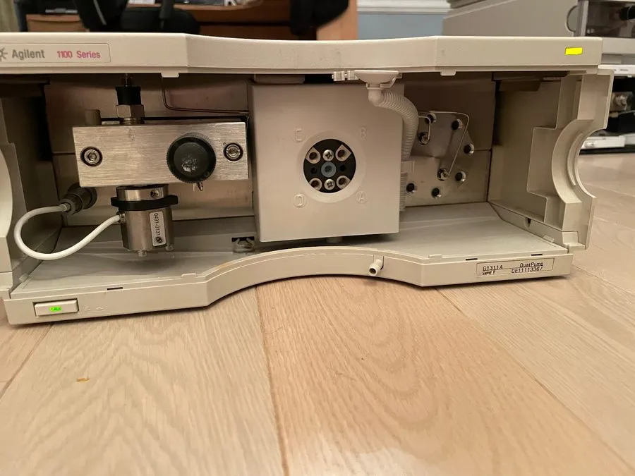 Хроматограф Agilent 1100 HPLC G1311A Quat Pump Fair Condition