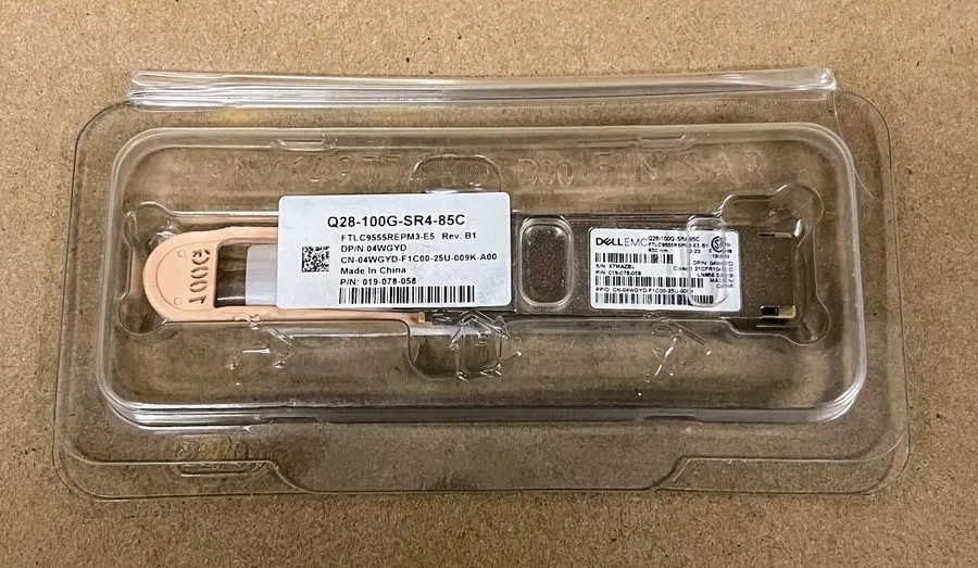Трансивер Dell EMC 04WGYD Q28-100G-SR4-85C 100G QSFP28 SR4 019-078-058