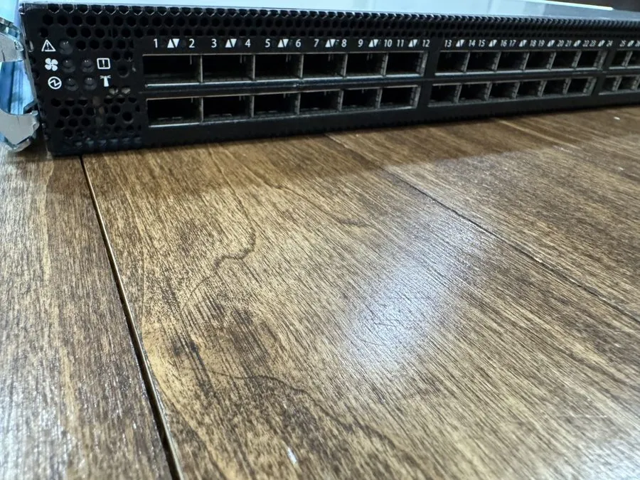 Коммутатор Mellanox MSB7790-ES2F 36 Port QSFP28 100Gb/s EDR Infiniband Switch