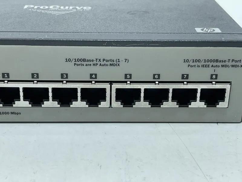 Коммутатор HP ProCurve 1700-8 8 Port Fast Ethernet Switch (7x 100Mbps, 1x 1Gbps) — фото лота 3