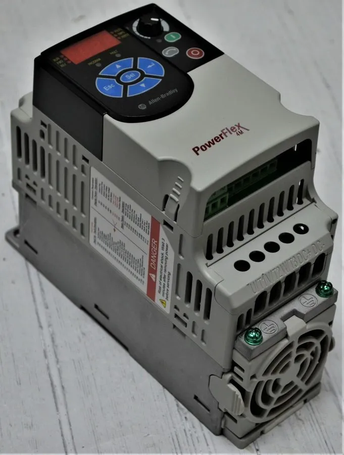 Частотный преобразователь 22F-B1P6N103