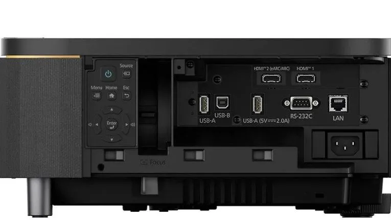 Проектор Epson QS100 4K PRO-UHD HDR 3LCD Ultra Short Throw Laser Projector White
