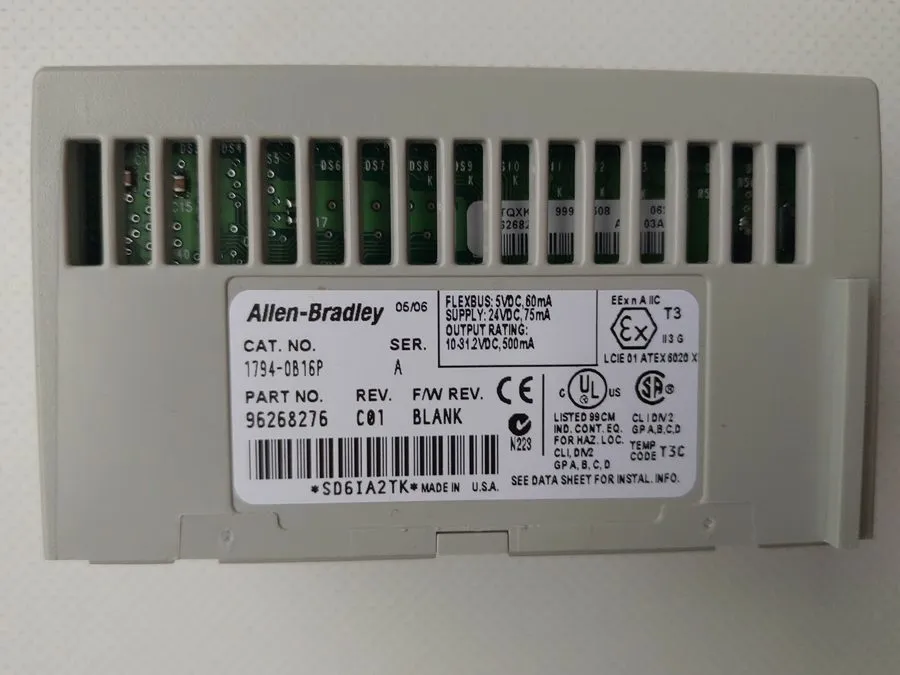 Модуль ввода-вывода Allen Bradley FLEX I/O 1794-OB16P 24VDC Source Output-Protec