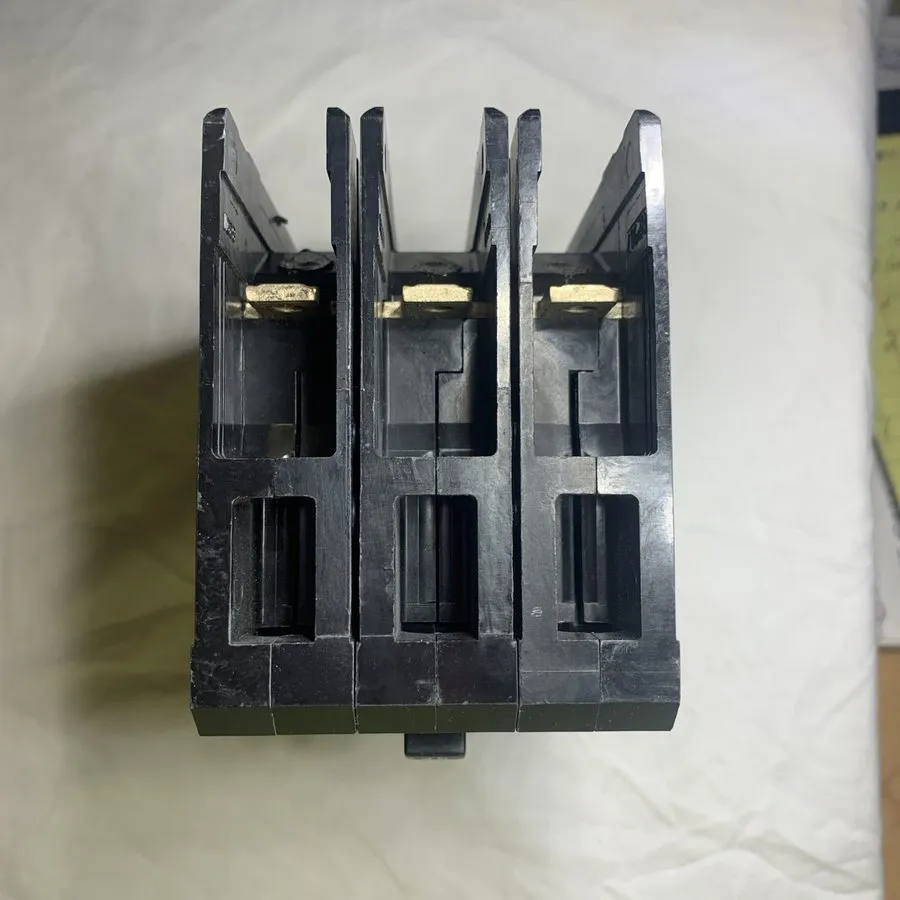 Автоматический выключатель Siemens HED43B035 Sentron Series Circuit Breaker 35A  — фото лота 2