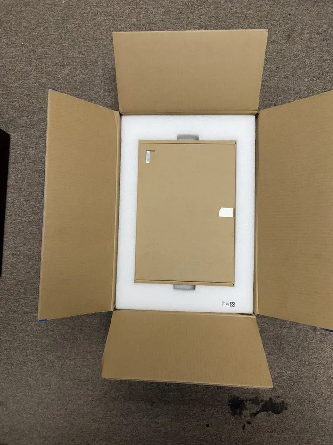 Коммутатор Ruckus ICX7150-24P-2X10G ICX7150 Switch 24x 10/100/1000 Mbps PoE+ 2x  — фото лота 1