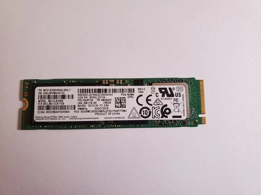 SSD-накопитель Samsung PM981a 256GB SSD MZ-VLB256HB Lenovo SSS0L25154 MZVLB256HB
