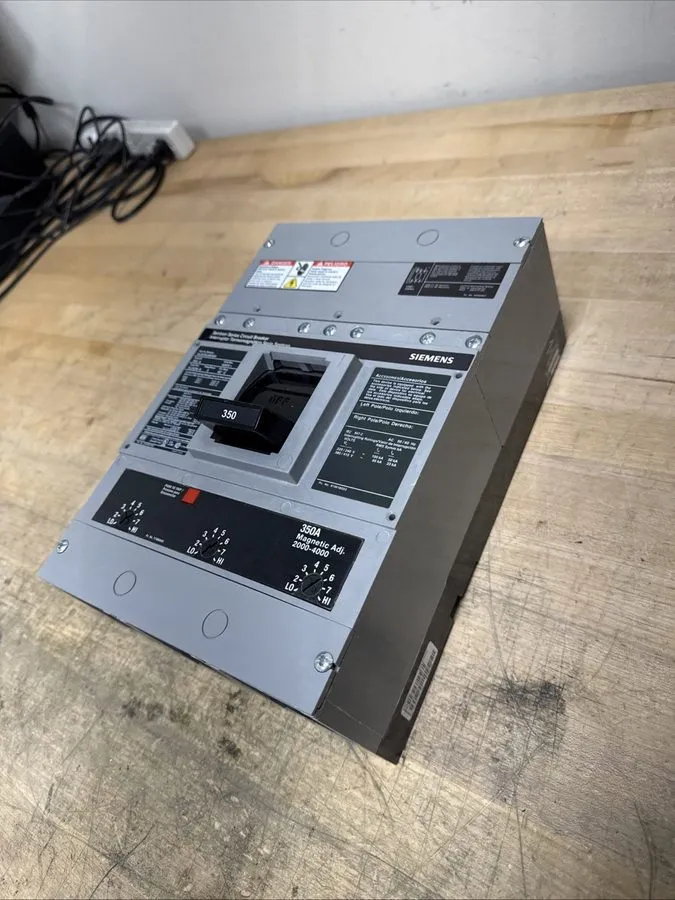 Автоматический выключатель Siemens HJXD63B350 3-Phase 350Amp 600V Sentron Series