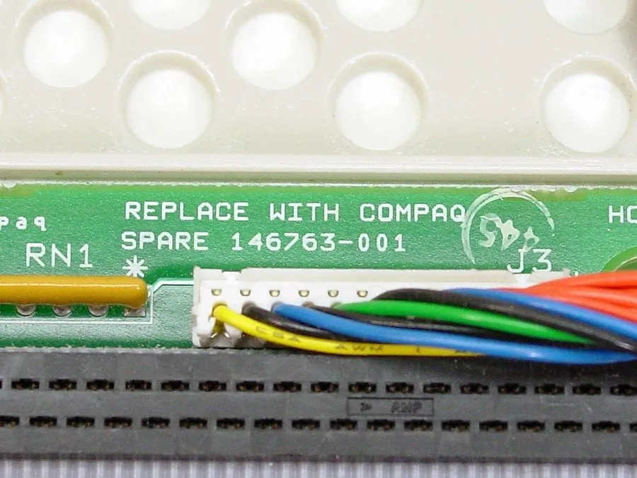 Жёсткий диск Compaq Hot Plug Hard Drive Caddy 146763-001 50-Pin SCSI Server Tray — фото лота 2