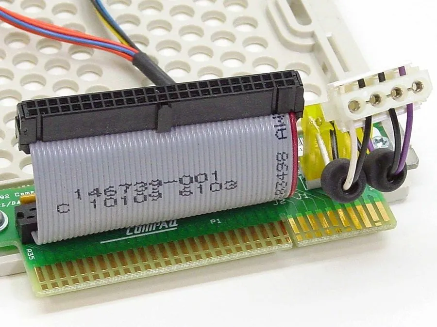 Жёсткий диск Compaq Hot Plug Hard Drive Caddy 146763-001 50-Pin SCSI Server Tray — фото лота 3