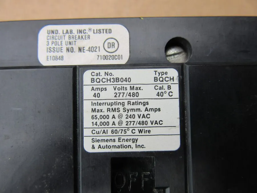 Автоматический выключатель BQCH3B040 Siemens 40A 480V 3P Bolt-In Circuit Breaker