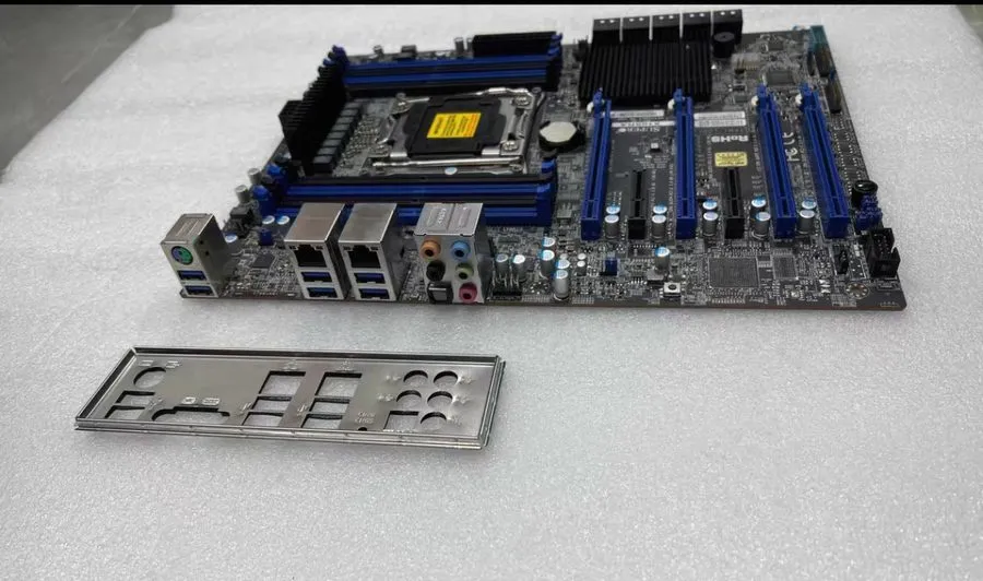 Материнская плата Supermicro X10SRA Motherboard DDR4 SOCKET 2011-V3 XEON INTEL I