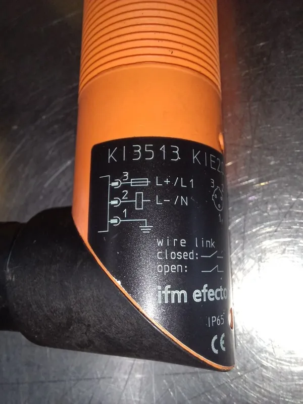 Датчик приближения Ifm Efector KI3513 KIE2015-FBOA/NI/LS100AK Capacitive Proximi