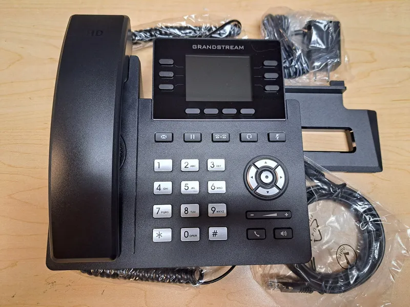 Grandstream GRP2613 Carrier Grade IP Phone