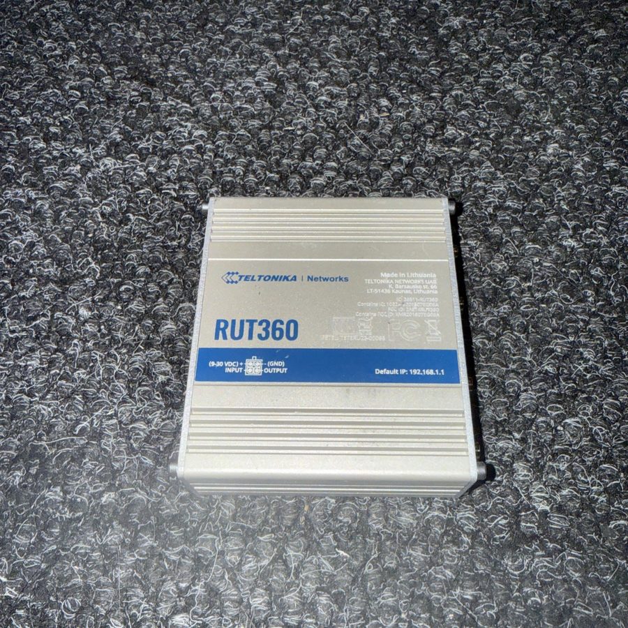 Маршрутизатор Teltonika RUT360000000 Model RUT360 LTE Industrial Cellular Router — фото лота 1