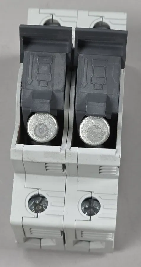 Держатель предохранителя Allen Bradley 1492-FB2C30 2-Pole Class CC 30A Fuse Hold