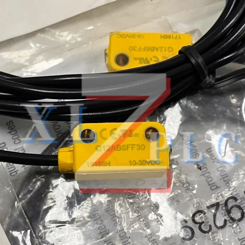 Фотоэлектрический датчик BANNER Q12AB6FF30 Photoelectric Sensor 72110