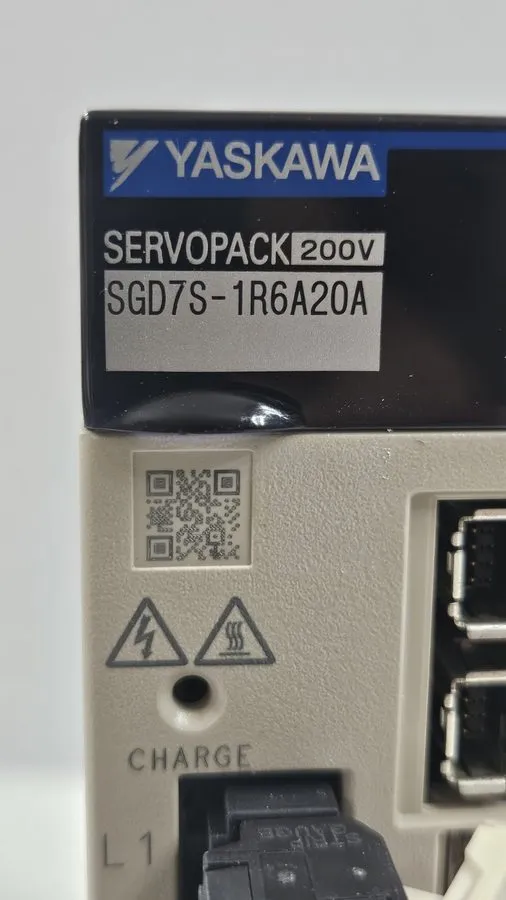 Сервопривод Yaskawa SGD7S-1R6A20A Servopack 200W — фото лота 2