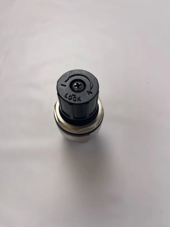 Трубопроводная арматура SMC SR1000-M5 Industrial Air Pressure Regulator 30 psi 0 — фото лота 1