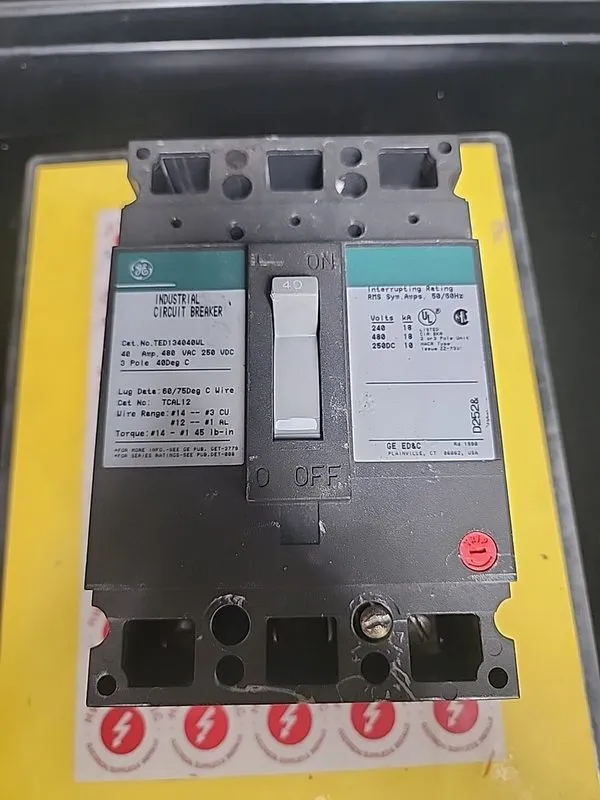 Автоматический выключатель General Electric GE TED134040WL 3p 40a 480v Circuit B
