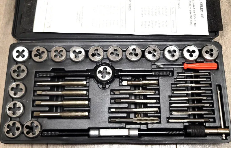 Режущий инструмент Performance Tool Master Metric Tap and Die Set M3 to M12 #W40