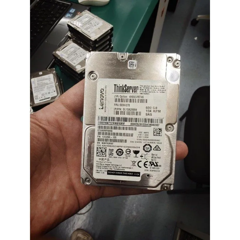Сервер Lenovo ThinkServer 600GB 15K 12Gb SAS 2.5" HDD ST600MP0006 FRU 00XH270 Fu