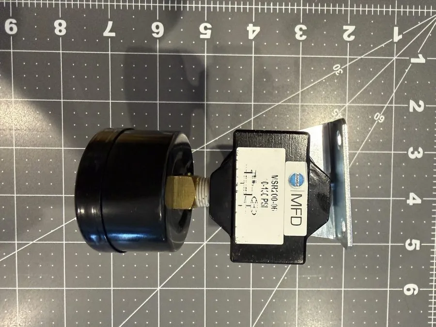Трубопроводная арматура Bimba MSR200-06 Pressure Regulator with Gauge, 0-130psi — фото лота 2