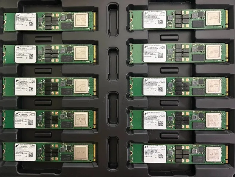 SSD-накопитель Micron 7450 PRO 1.92TB M.2 22110 SSD NVMe Gen4 x4 MTFDKGB192TFR-1
