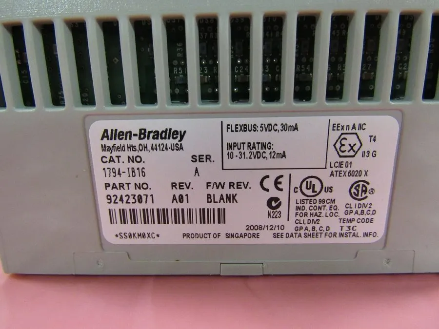 Модуль ввода-вывода Allen-Bradley Flex I/O 1794-IB16 24VDC SINK INPUT