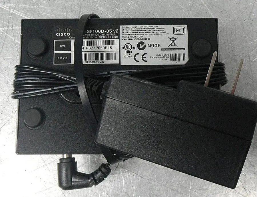 Коммутатор CISCO SF100D-05 5 PORT ETHERNET SWITCH