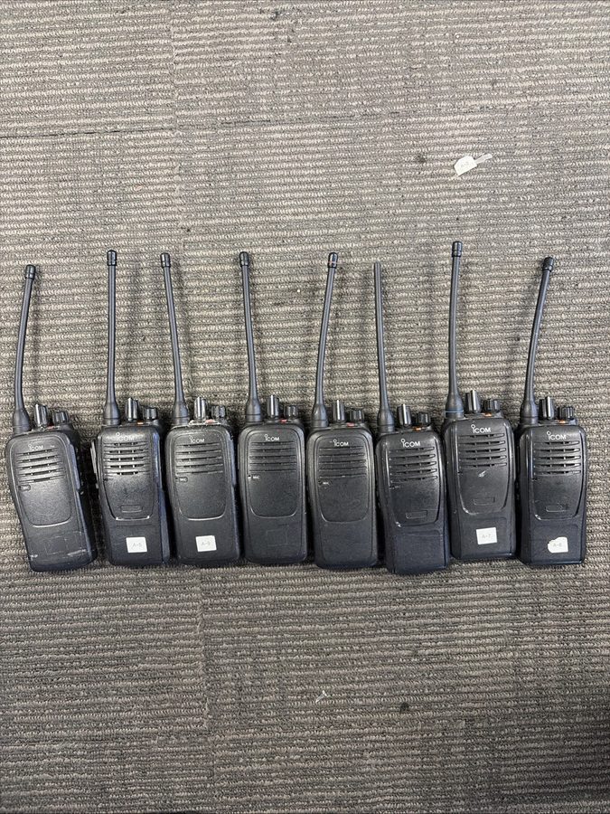 Радиостанция Icom IC-F2000D 2-Way Radio. . Item ID 12