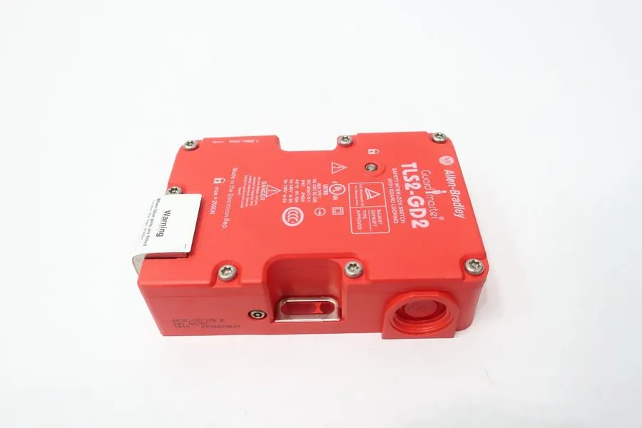 Реле безопасности Allen Bradley TLS2-GD2 Guardmaster Safety Switch 440G-T27177 /