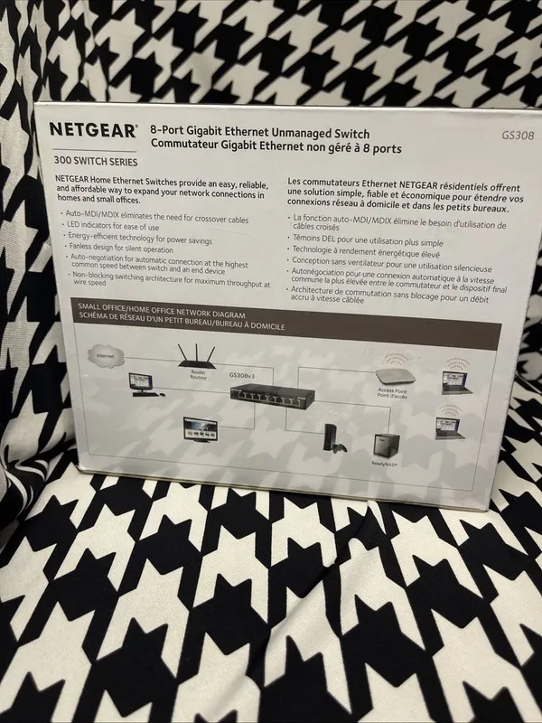 Коммутатор Netgear GS308P 8-PORT Gigabit Ethernet Switch w/ 4-PORT PoE Switch; 6