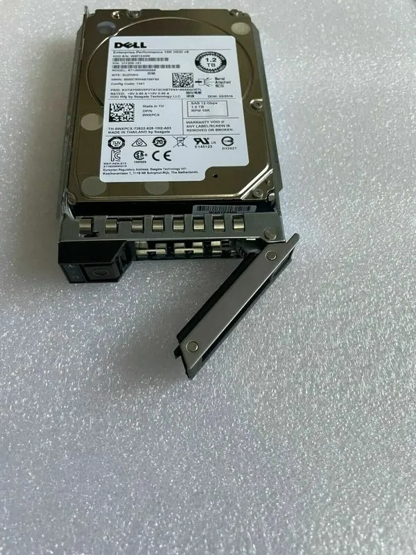 Жёсткий диск Dell 400-AJPD 12Gb/s 1.2TB 10K SAS 2.5" Gen13 Hard Drive — фото лота 3