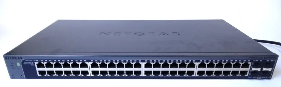 Коммутатор NetGear GS752TXS ProSafe 52-port Gig Smart switch,48x 1 GB RJ45 4x 10