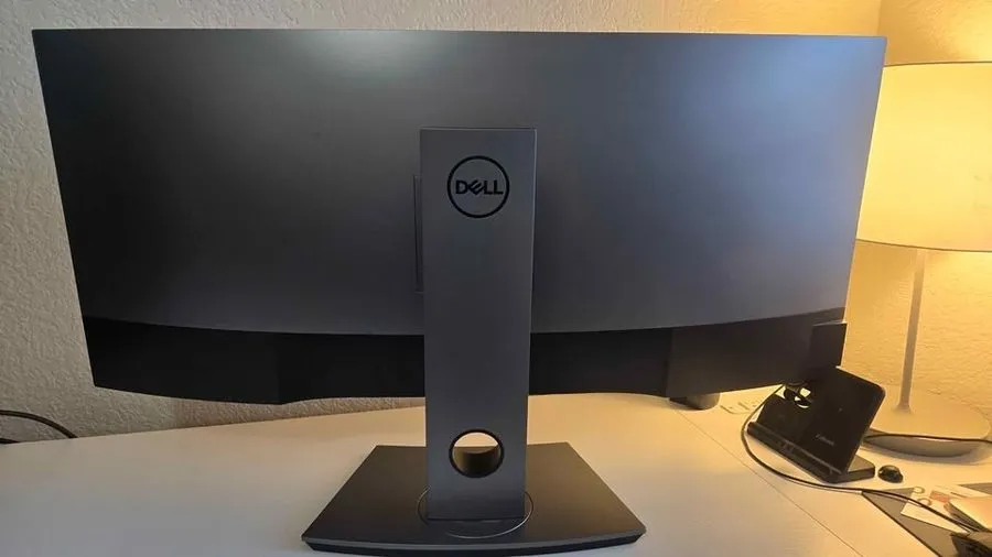 Монитор Dell UltraSharp U3818DW 38" Curved LCD Monitor 3840x1600 21:9 HDMI/DP/US