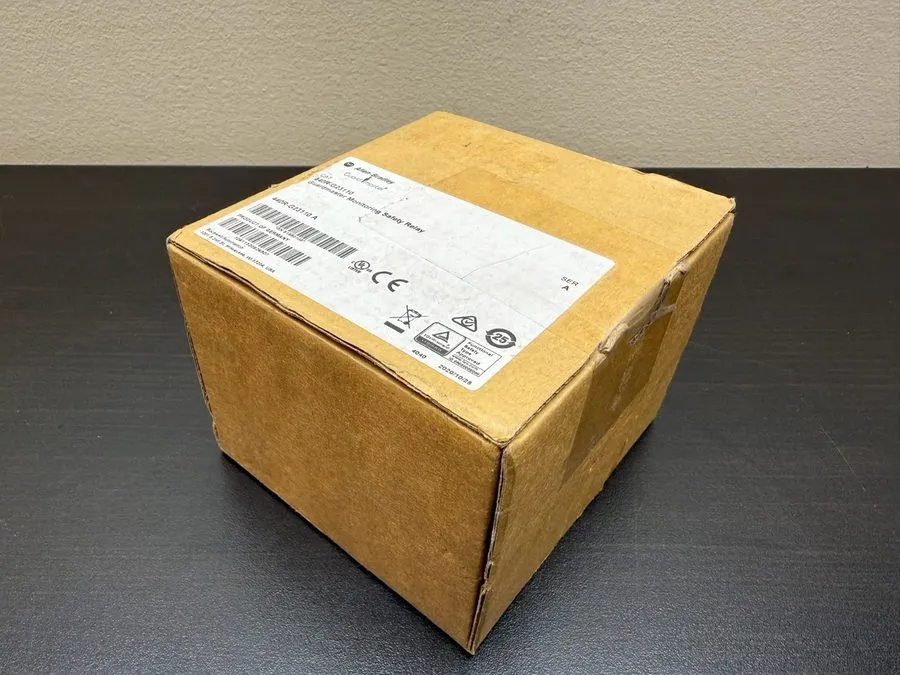 Реле безопасности Allen Bradley 440R-G23110 Ser A MSR124RT 24VAC/24DC Safety Rel
